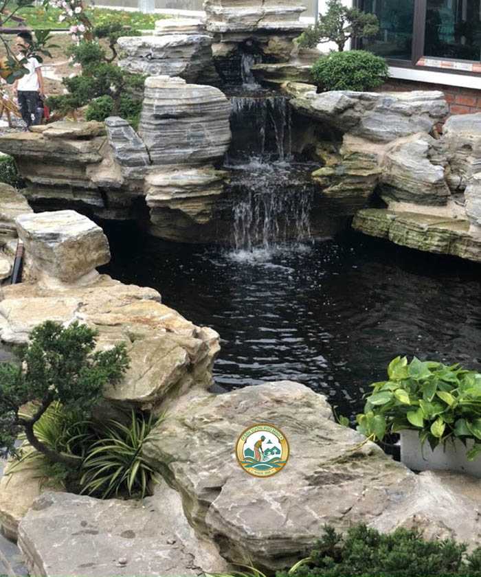 đá thạch anh trang trí sân vườn